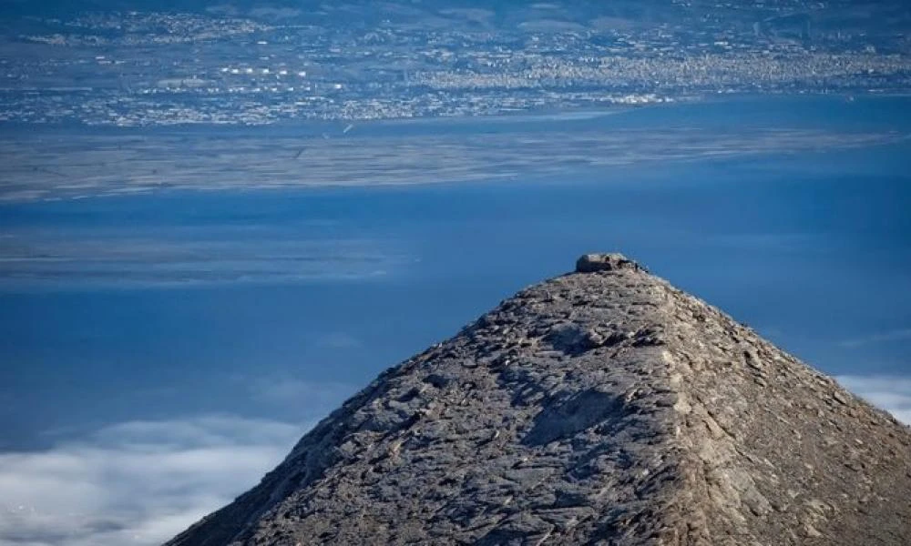 Το ψηλότερο ορθόδοξο ξωκλήσι στον κόσμο είναι στην κορυφή του Ολύμπου (Βίντεο)